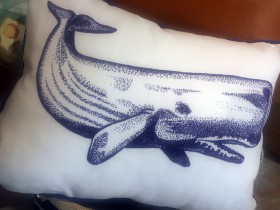 whale_cushion