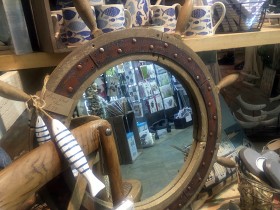 ships_wheel_mirror